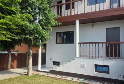 Casă cu 5 camere în Central