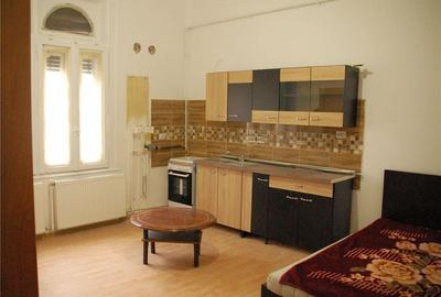 Casă cu 3 camere în Central - 3