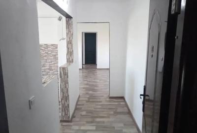 Vand Apartament cu 2 Camere situat in santimbru fabrica - 3