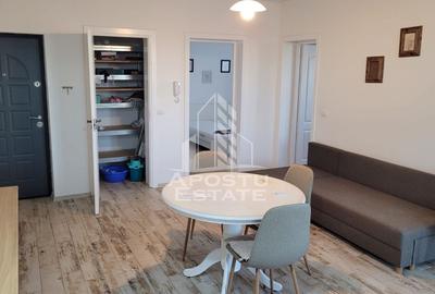 Apartament cu 3 camere decomandat, mobilat în Giroc