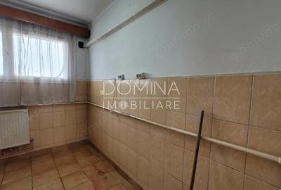 Vanzare apartament 3 camere, situat in Targu Jiu, zona centrala - 3