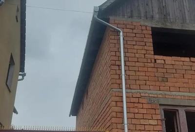 Casă cu Teren 300 Mp în Vărd - 2