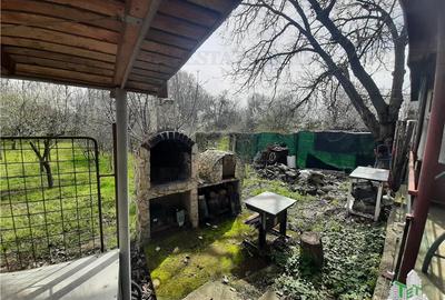 Casă individuală cu 3 camere cu Canalizare în Central - 7