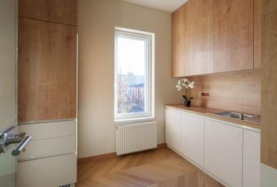 Birou, de 75 mp, în Central - 5