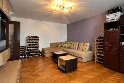 Apartament cu 4 camere decomandat în Steaua - 3