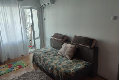 Apartament decomandat în Jiului - 11