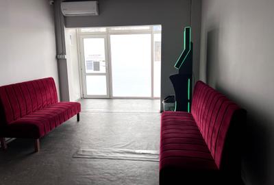 Spațiu comercial, de 25 mp, în Central - 1