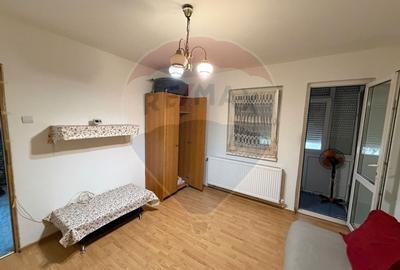 Apartament cu 3 camere decomandat în Sud - 2