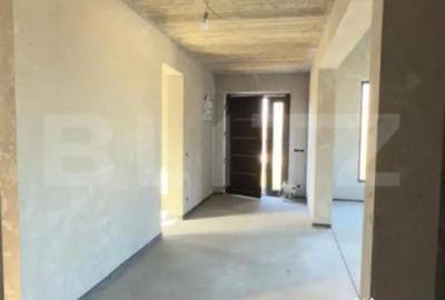 Casă cu 5 camere cu Teren 710 Mp în Central
