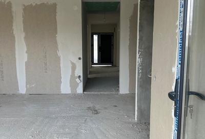 Casă cu 4 camere în Central - 1