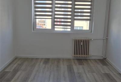 Garsonieră nedecomandată în Baza 3 - 4