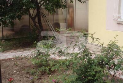 Casă cu 5 camere cu Teren 230 Mp în Calea Călărașilor