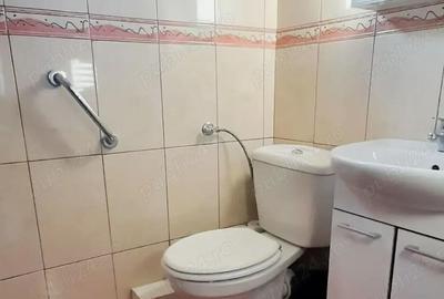 Casă cu 6 camere în Matca - 2