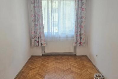 Apartament cu 3 camere semidecomandat în Ultracentral - 13