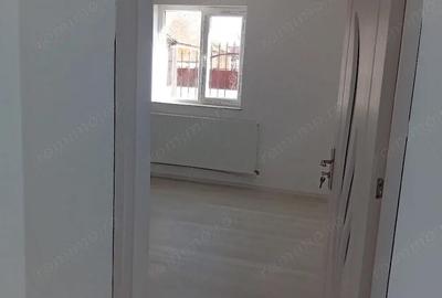 Casă cu Teren 400 Mp în Central - 2