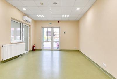 Spațiu comercial, de 41 mp, în Răcădău - 2