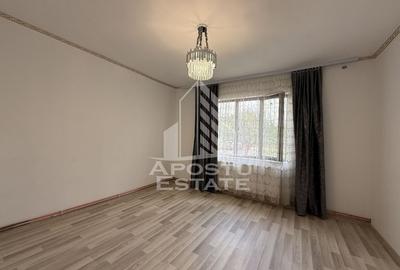 Casă cu 3 camere cu Canalizare în Central - 4