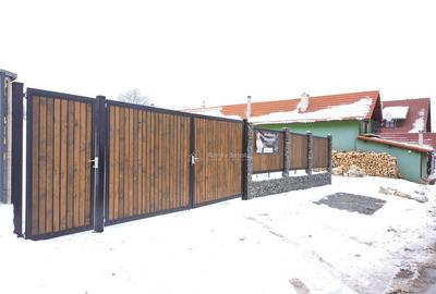 Teren intravilan de 769 mp cu priveli#537;te frumoasa catre - 2