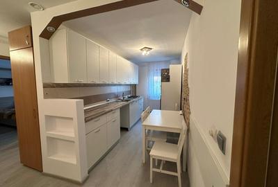Apartament cu 2 camere decomandat în Central - 3