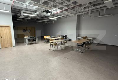 Spațiu comercial, de 120 mp, în Central