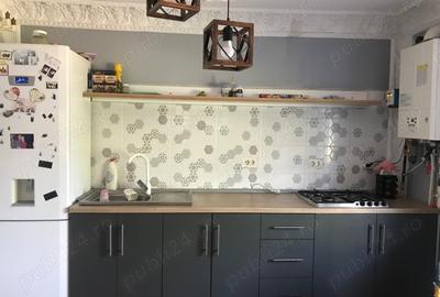 Casă cu 5 camere cu Teren 548 Mp în Eforie - 4