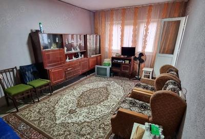 Apartament cu 3 camere decomandat în Central - 3