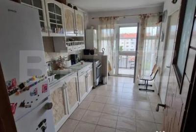 Apartament cu 3 camere decomandat în Carpați 2 - 1