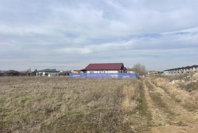 Ciorogarla, Str Lacului, teren intravilan 2340mp, deschidere - 4