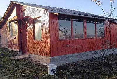 Teren de 2700 mp, în Central - 4