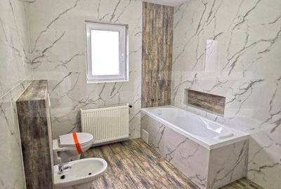 Apartament cu 3 camere decomandat în Central - 11