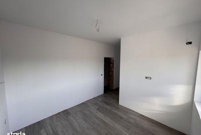 Casă cu 4 camere în Moșnița Veche - 2