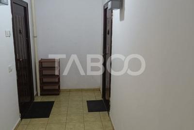 Garsoniera cat un apartament! 51 mp utili balcon 6 mp etaj 3 sat Marsa - 9