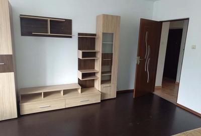 Apartament cu 2 camere decomandat în Precista - 14