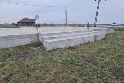 Casă cu Teren 722 Mp în Livada - 18