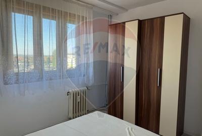 Apartament cu 2 camere semidecomandat, mobilat în Fortuna
