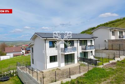 Duplex cu 5 camere cu Canalizare în Dezmir - 2