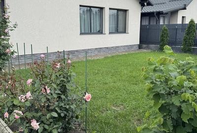 Casă cu Teren 400 Mp în Central
