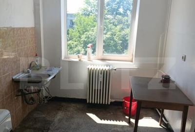 Apartament 3 camere, 55 mp, zona Podu Ros - 1