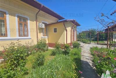 Casa cocheta cu gradina superba 800 metri ultracentral Gaesti - 7