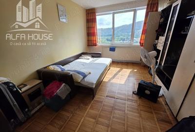 Apartament cu 3 camere decomandat în Govândari - 4