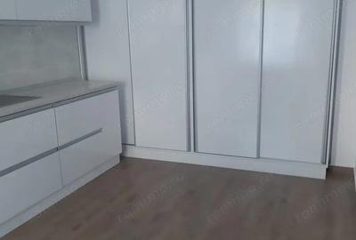 Casă cu 4 camere cu Canalizare în Central - 8