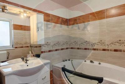 Casa / Vila cu 5 camere de vanzare - 9