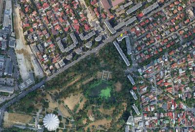 Proprietar vand apartament 4 camere pe Bdul Lacul Tei langa Parcul Circului
