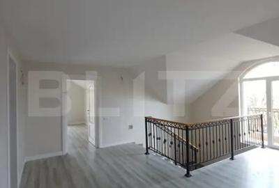 Casă cu 5 camere cu Teren 1590 Mp în Luna - 7