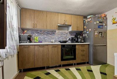 Casă cu 3 camere cu Teren 650 Mp în Central - 2