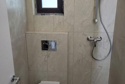 Casă cu 3 camere cu Teren 450 Mp în Central - 2