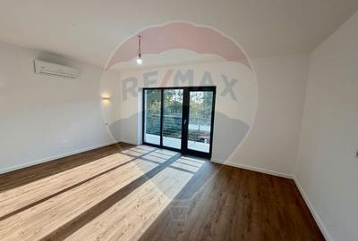 Casă cu 4 camere cu Canalizare în Nord - 23