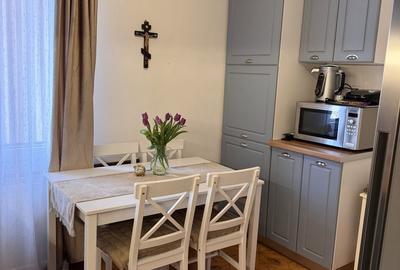 Apartament cu 4 camere decomandat în Tudor - 2