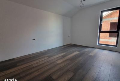 Casă cu 3 camere cu Teren 260 Mp în Sânandrei - 2