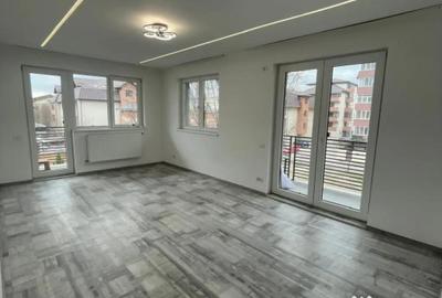 Apartament cu 2 camere semidecomandat în Bragadiru - 9